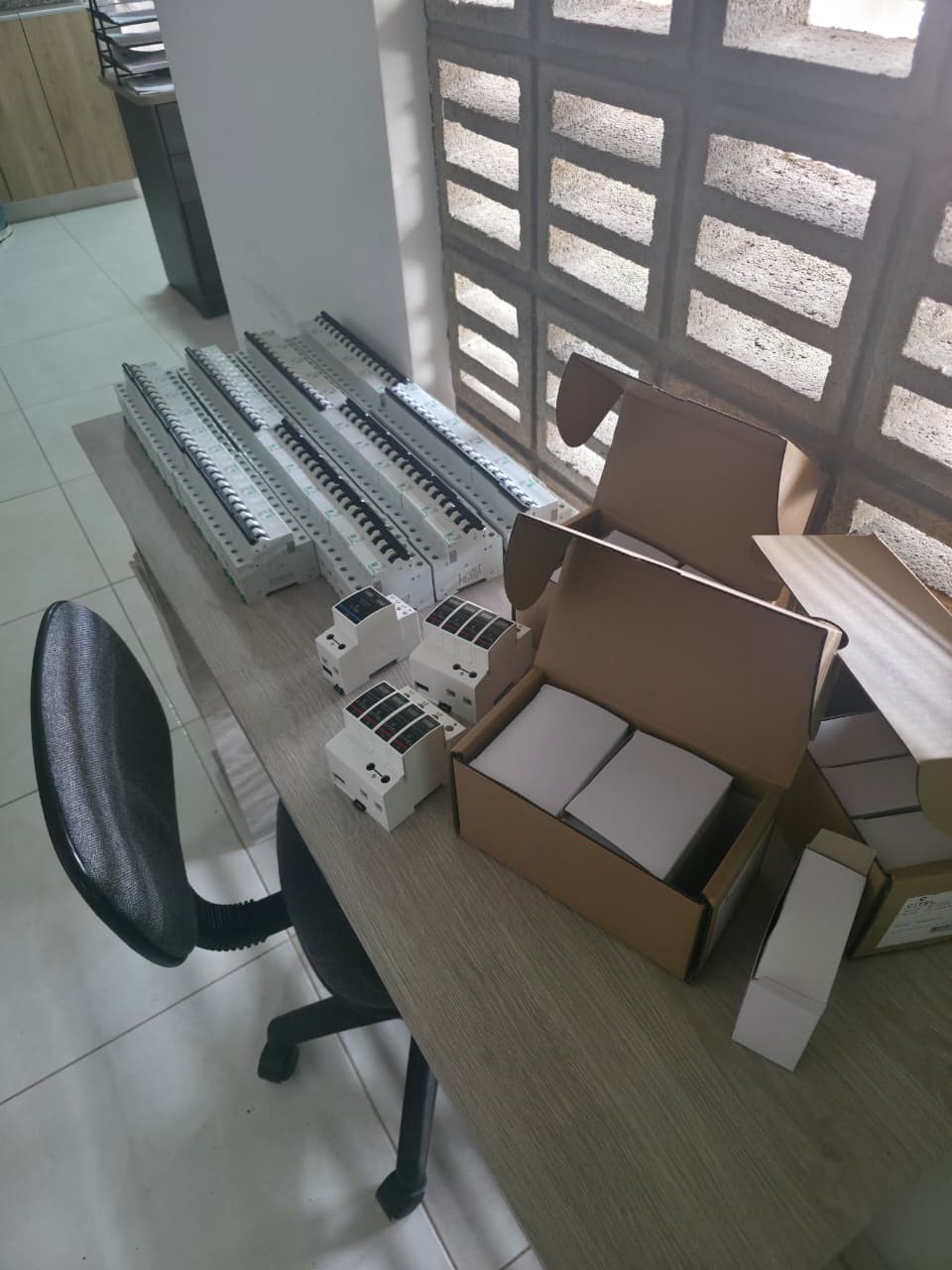 Minibreaker para protección del circuito DPS - Soleycon SAS Cali Colombia